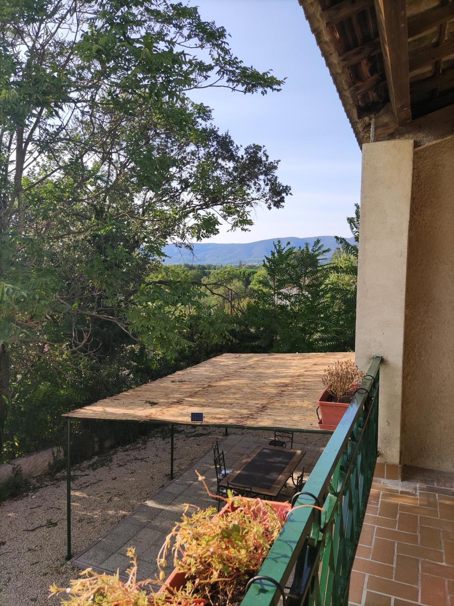 Maison Confortable A Ansouis Dans Le Luberon Esterno foto